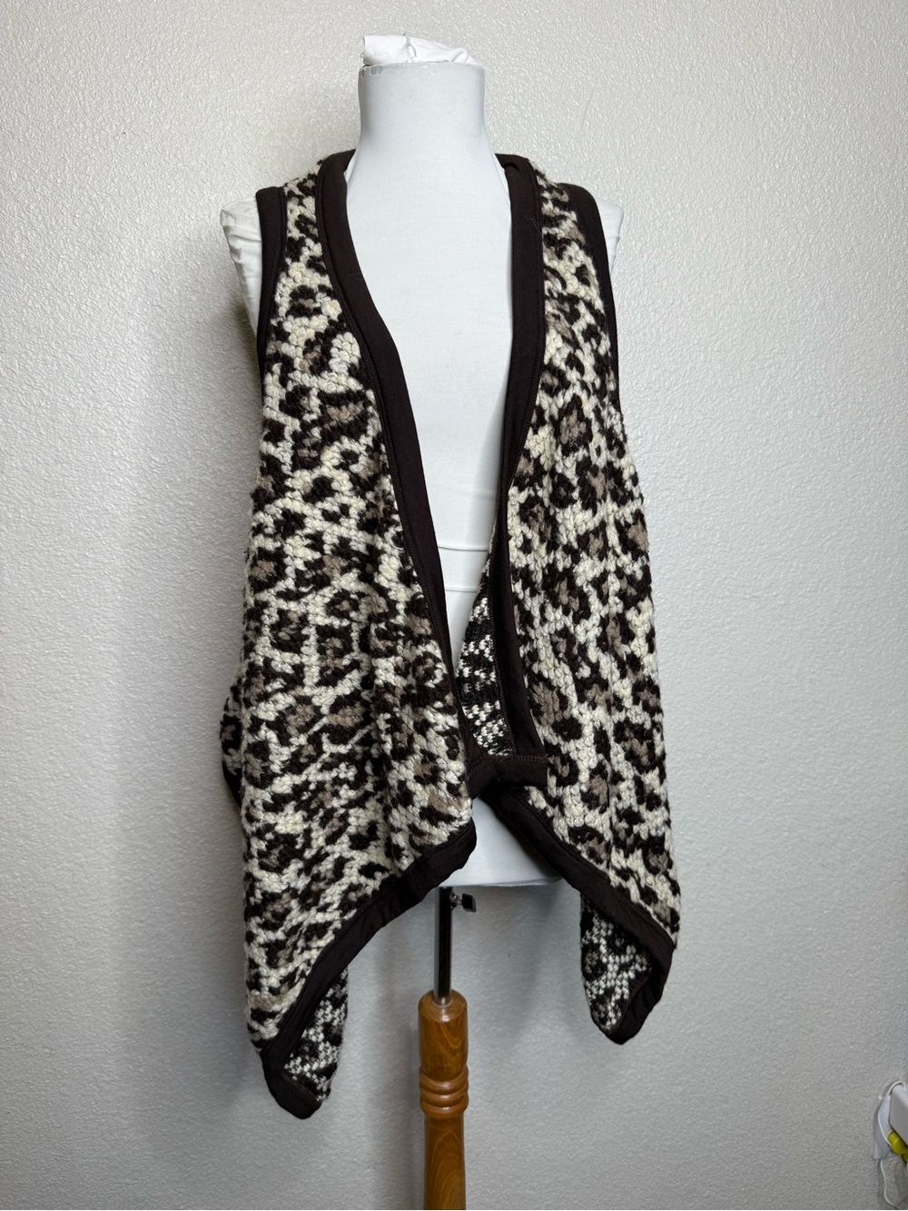 Karen Kane Brown and Cream Leopard Knit Open Vest